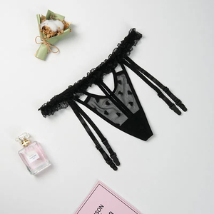 Femmes Sexy Dentelle Jarretière String Lingerie Sheer Mesh Coeur Motif Jarretelles Culotte avec 4 Bretelles pour Bas Boudoir - Product Image 4