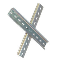 Bloc de jonction commercial TH35-7.5 C45 DIN Rail 1.5m en acier, connexion par vis de contact, 200A max en courant continu, conforme RoHS