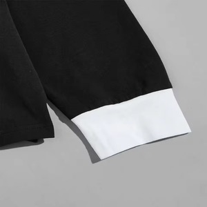 Polo de manga larga para hombre, con bloques de color, tejido, corte regular, diseño informal a rayas, patrón en blanco y negro. - Product Image 3
