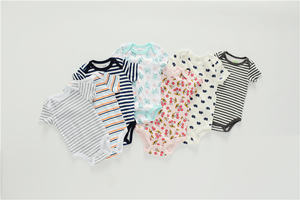 Envíos Aleatorios: Peleles de Bebé Blancos Lisos Certificados de Algodón para Bebés - Product Image 3