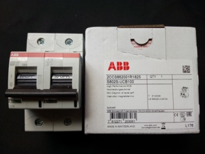 Một B B Thương hiệu mới sản phẩm gốc xác thực điểm số cao bị hỏng thu nhỏ ngắt mạch S802S-UCB100 10080875. - Product Image 5