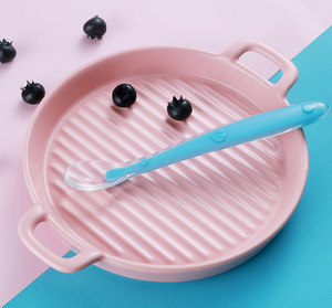 赤ちゃんと子供のための環境にやさしいシリコントレーニングスプーン柔らかいゴム製カトラリー - Product Image 6