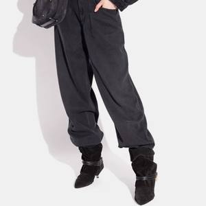 Produttore stivali da donna personalizzati a pieghe retrò a tubo largo a metà polpaccio alla moda Vintage stivali da donna con tacco a punta di gatto - Product Image 4