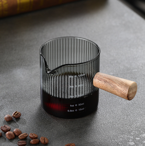 Lot de tasses à café et à <span class=keywords><strong>lait</strong></span> grises en verre borosilicate, design classique fait main, avec poignée en bois, mini-tasses graduées - Product Image 3