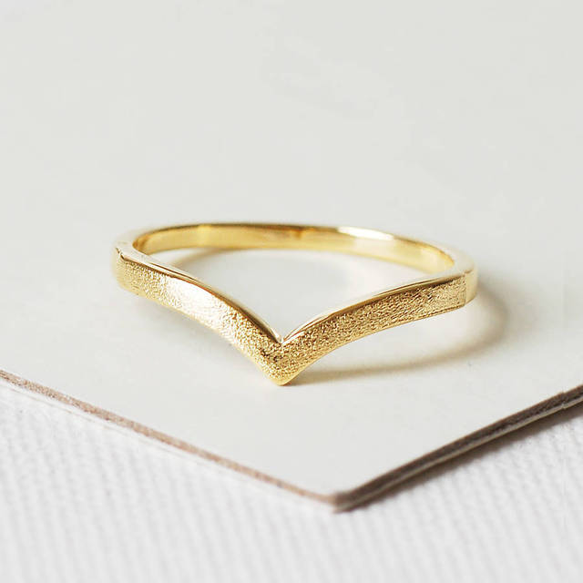 Top Sale Custom 925 Silver V Shape Chevron Ring Zircon Small