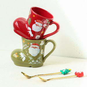 Novelty Christmas <b>Boot</b> Mug Ceramic Coffee Cup Christmas Mug Gift Set with Spoons - Product Image 3
