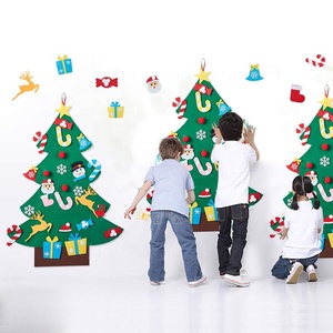 Árbol <span class=keywords><strong>de</strong></span> fieltro <span class=keywords><strong>de</strong></span> <span class=keywords><strong>Navidad</strong></span> para colgar en la <span class=keywords><strong>pared</strong></span>, 26 adornos desmontables - Product Image 6