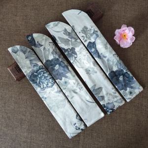 Offre Spéciale sac cadeau en satin de soie avec logo personnalisé pochette de protection de ventilateur à main pliante pour mariage noël nouvel an cueillette et emballage - Product Image 2