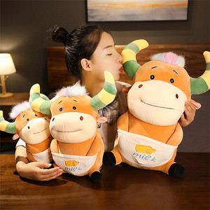 Peluche di Mucca Personalizzabile OEM ODM, Toro <span class=keywords><strong>Sorridente</strong></span> Personalizzato con Grembiule, Pupazzo di <span class=keywords><strong>Animale</strong></span> da Fattoria all'Ingrosso - Product Image 6