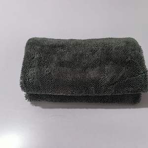 منشفة غسيل سيارات عالية الجودة من المايكروفايبر، مخصصة بمقاس 30*40 سم وكثافة 1200-1400 جرام للمتر المربع، منشفة تجفيف بحلقات ملتوية بدون حواف لتفاصيل وعناية السيارات - Product Image 6