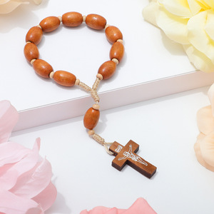 Bracciale con perline in stile <span class=keywords><strong>antico</strong></span>, intrecciato in legno naturale, <span class=keywords><strong>rosario</strong></span> per tenere in mano e pregare, come accessorio religioso. - Product Image 2