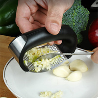 Robuuste roestvrijstalen knoflookpers, handmatige knoflookhakker, multifunctioneel en draagbaar voor het koken
