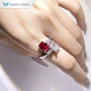 Tianyu 10K 14K 18K Oro sólido <span class=keywords><strong>Diamante</strong></span> Anillos de compromiso Lab Ruby D/VVS Moissanite Diamantes <span class=keywords><strong>Esmeralda</strong></span> Corte Boda Anillo de novia - Product Image 2