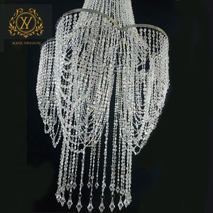 Oggetti di scena per festa di nozze in acrilico chiaro lampadario con perline per decorazione del soffitto di nozze - Product Image 3