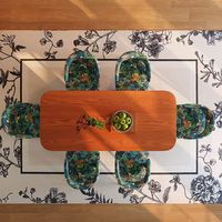 Ensemble de table à manger rectangulaire en bois moderne nordique avec panneaux décoratifs imperméables pour la maison ou la salle à manger d'hôtel