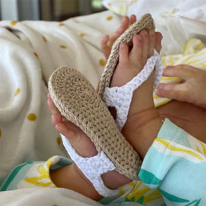 Zapatos de Cuna para Bebé Tejidos a <span class=keywords><strong>Crochet</strong></span>, 100% Algodón, para Recién Nacidos, Niñas y Niños, <span class=keywords><strong>Sandalias</strong></span> Tipo Chanclas Tejidas a Mano con Correa de Botón - Product Image 6