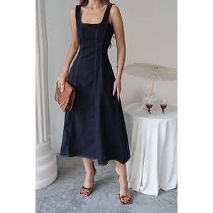 Vestido Gabardina Azul Marino Corte A con Cuello Cuadrado y Cintura Natural, Vestido Cómodo para el Trabajo, Tejido de Tela - Product Image 2