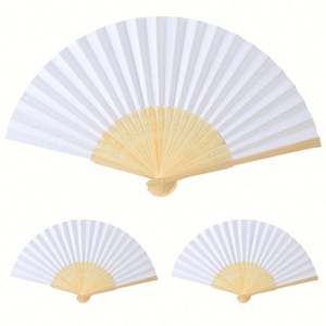 Abanico de Bambú Plegable Portátil Personalizado para Mujer, Bajo MOQ, Diseño Tallado Estilo Arte Folclórico, para Regalos de Fiesta o Negocios - Product Image 1