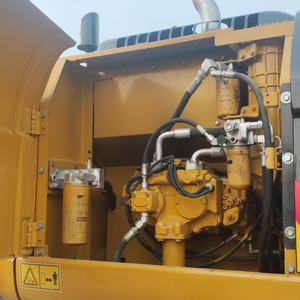 รถขุดดิน320D <span class=keywords><strong>2L</strong></span> รถตีนตะขาบใช้ในประเทศญี่ปุ่นสำหรับรถตีนตะขาบแมว - Product Image 4