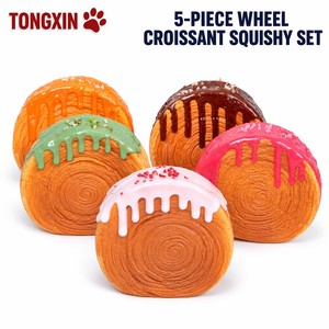 TONGXIN Juguete Antiestrés de Espuma PU Personalizado, 5 Piezas, Diseño de Croissant, Realista, de Subida Lenta, Espiral, para Aliviar el Estrés, Venta al por Mayor, OEM - Product Image 1