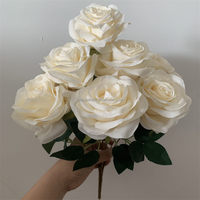 B-1126 Hoogwaardige witbeige bloemige design handgemaakte zijden rozen takken kunstmatige rozen bloemenboeket voor decoratie