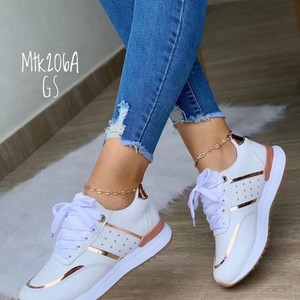 Nouvelles Baskets <span class=keywords><strong>Femme</strong></span> Européennes et Américaines Grandes Tailles Chaussures de Sport et de Loisirs à Semelle Épaisse avec Lanière Chaussures de Sport Féminines - Product Image 3