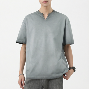 T-shirt décontracté à col en V surdimensionné pour homme, manches courtes, gris uni, tricoté - Product Image 1