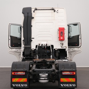高性能二手 FH 460 4x2 卡车，用于集装箱和散货运输 - Product Image 5