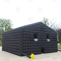 Tente de fête gonflable noire de taille personnalisée pour discothèque commerciale, avec une pièce et zone personnalisable, idéale pour la location d'événements en extérieur