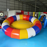 Bateau Disco Gonflable Coloré Rotatif, UFO Remorquable en PVC Robuste, Jouet Aquatique pour Parc Aquatique et Location de Plage