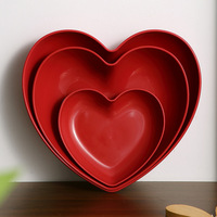 Assiette en porcelaine en forme de cœur, personnalisable en usine OEM, couleur au choix, écologique, pour la Saint-Valentin et la décoration intérieure, vente en gros