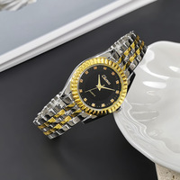 Montres de couple décontractées et tendance, montres à quartz de luxe pour amoureux, montres en alliage pour hommes et femmes, montres-bracelets pour affaires, vente en gros