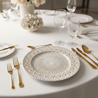 Assiettes de présentation de luxe en plastique de 13 pouces de haute qualité, motif personnalisé pigmenté, durables et réutilisables, idéales pour mariages et anniversaires