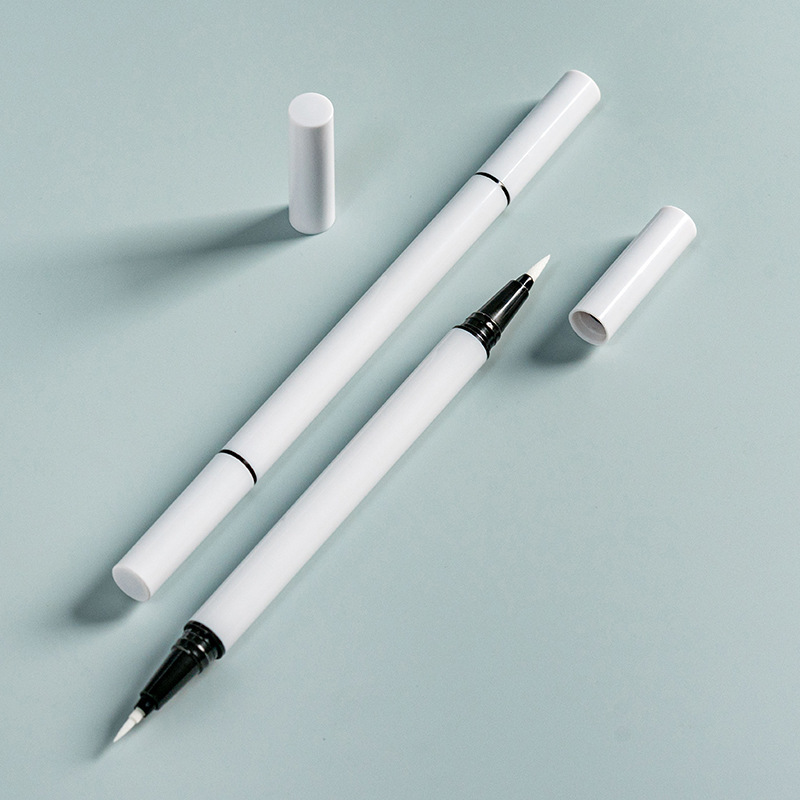 Cotton Core Water Eyeshadow Brush Eyeliner