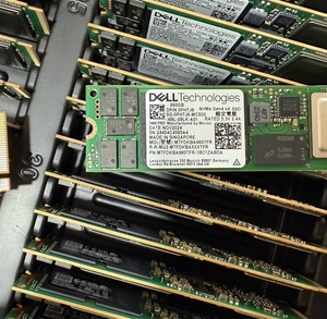 Твердотельный накопитель 021GXV NVME M.2 960G 0PH7J6 M.2 G XN5KG 0PRV6C 0HN8H6 - Product Image 4