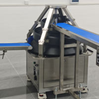 Machine à runder la pâte entièrement automatique et continue en acier inoxydable pour la transformation alimentaire – Diviseuse et rondeuse à boulettes et pétrissage