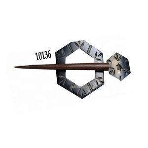 Épingle à cheveux hexagonale en bois sculpté à la main, avec tige, accessoires pour cheveux pour filles, 1 pièce - Product Image 1