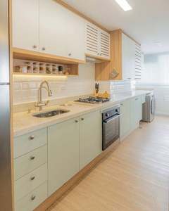 Armoires intégrées à haute capacité de charge, combinaison d'armoires supérieure et inférieure, style Wabi-Sabi chaleureux, rangement simple + plaque de cuisson intelligente - Product Image 1