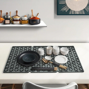 Classic Style High-Temperature Triple-<b>Folding</b> Drain Food Grade Silicone Reusable <b>Kitchen</b> Mat Non-Slip <b>Table</b> Bar Oven Padded Pads - Product Image 2