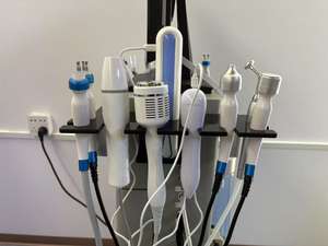 <span class=keywords><strong>Prix</strong></span> d'usine, machine de soin du visage par hydrodermabrasion 18 en 1, jet d'oxygène, bulles d'eau, H2O2, instrument de nettoyage de la peau du visage - Product Image 6