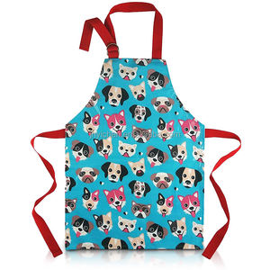 <span class=keywords><strong>Tablier</strong></span> de chef cuisinier pour enfants Vente en gros <span class=keywords><strong>pas</strong></span> <span class=keywords><strong>cher</strong></span> Dessin animé mignon imprimé Logo personnalisé Parent enfant Jardinage <span class=keywords><strong>Peinture</strong></span> Art Bake - Product Image 1