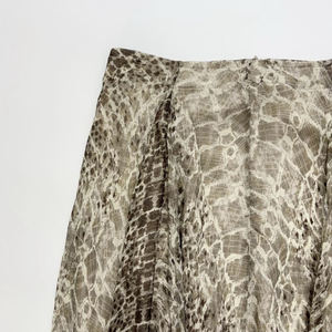 <span class=keywords><strong>Jupe</strong></span> <span class=keywords><strong>longue</strong></span> plissée à taille élastique pour femmes en mousseline de soie respirante avec broderie à imprimé léopard et volants décoratifs Street Wear - Product Image 5