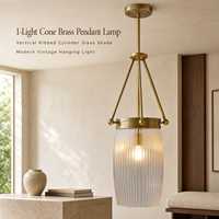 Lampe suspendue YH avec abat-jour en verre côtelé, style moderne vintage, cadre conique, luminaire suspendu en laiton pour îlot de cuisine
