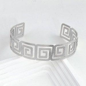 Textured Open Adjustable Upper <b>Arm</b> <b>Cuff</b> European American Cool Trendy Unique Statement Vacation Women Fashion <b>Arm</b> Jewelry - Product Image 6