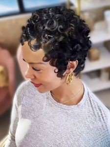 Perruque <span class=keywords><strong>Wiggins</strong></span> courte bouclée dégradée coupe pixie 8 pouces HD en dentelle complète, cheveux humains, sans colle, pré-épilée, noir naturel, légère pour femmes - Product Image 5