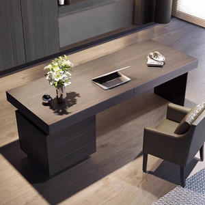 Escritorio de ordenador de diseño minimalista moderno italiano Escritorio de oficina <span class=keywords><strong>en</strong></span> casa para personas mayores con color ahumado de lujo ligero para estudios - Product Image 4
