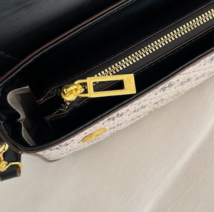 Bolso de Hombro/Bandolera para Mujer 2026 Guesses, Nuevo, Simple y Versátil, con Estampado - Product Image 3