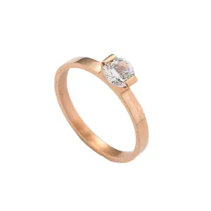 Fabbricazione di anelli di pietra di zirconi riempiti in oro rosa da 3mm anello di amanti della fascia di fidanzamento di Design superiore per donna uomo