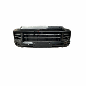 Pour <span class=keywords><strong>Cayenne</strong></span> 9Y0 2018-2023 : Ensemble de pare-chocs avant d'occasion, style OEM, peinture noire, grille avec trous pour capteurs, fixation par vis. - Product Image 1