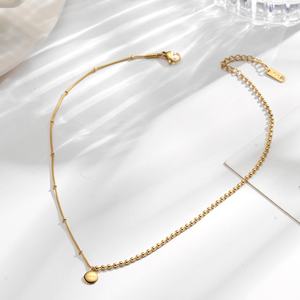 Collier haut de gamme imperméable, anti-ternissement, long, design, plaqué or 18 carats, chaîne à billes en acier inoxydable pour femmes - Product Image 2